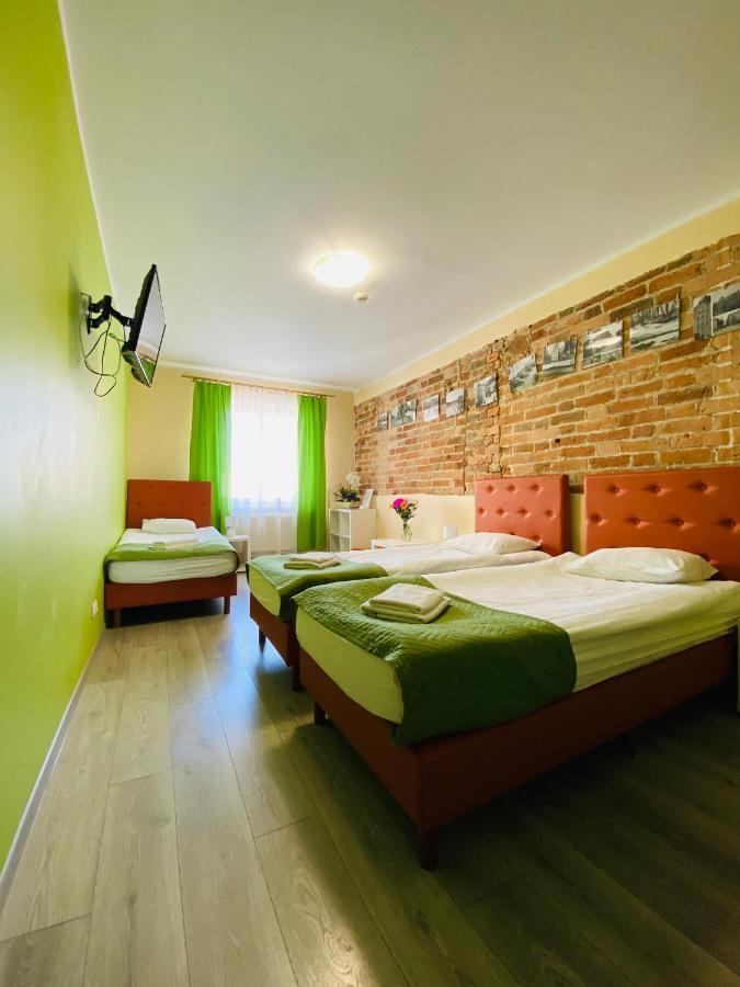 Hostel Freedom Torun Bagian luar foto