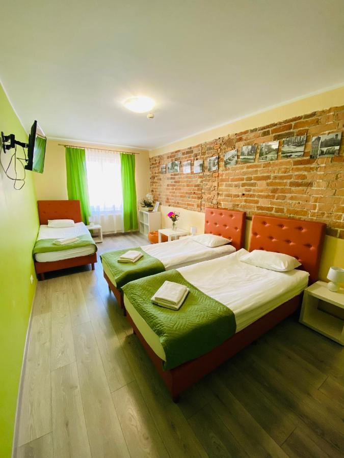 Hostel Freedom Torun Bagian luar foto