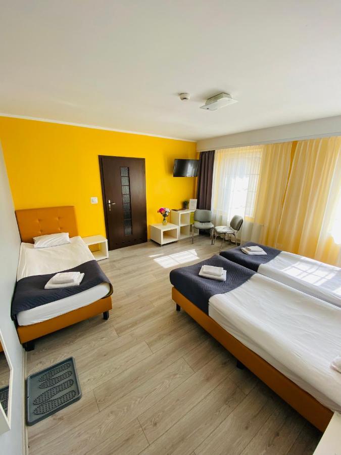Hostel Freedom Torun Bagian luar foto