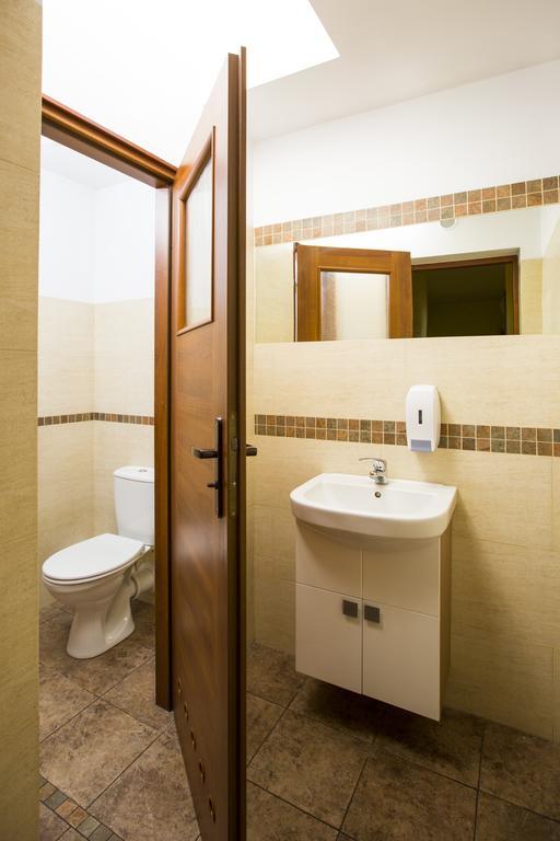 Hostel Freedom Torun Bagian luar foto